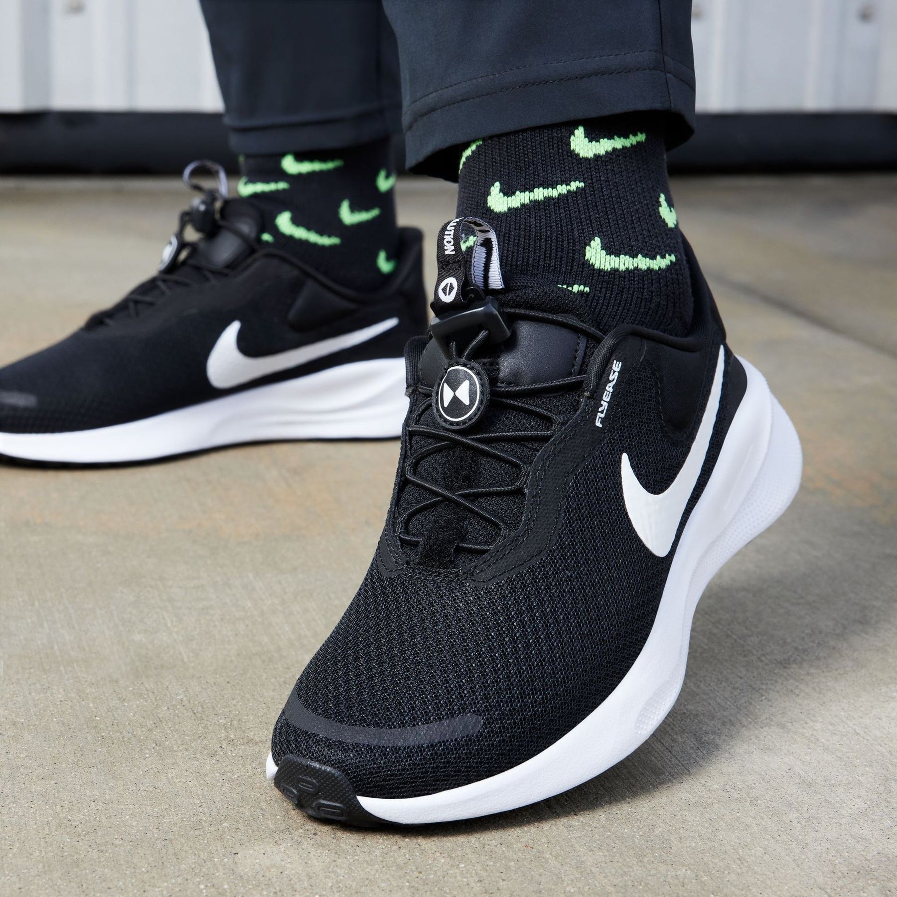 Giày Chạy Bộ Nữ Nike W Nike Revolution 7 Easyon