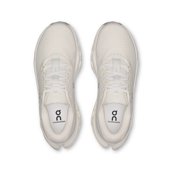 Giày Thể Thao Chạy Bộ Nữ On Running Cloudrunner 3