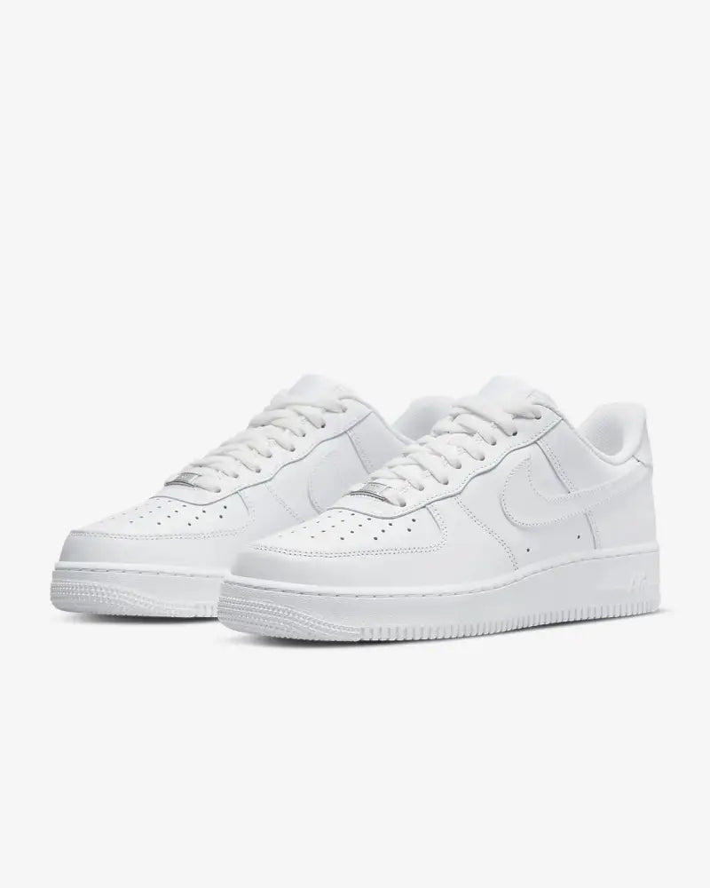 Giày Thi Trang Nam Nike Air Force 1 07 Th Thao