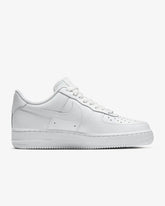 Giày Thi Trang N Nike Wmns Air Force 1 07 Th Thao