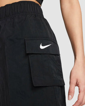 Qun Ngn N Nike Essential Woven High Rise Shorts
